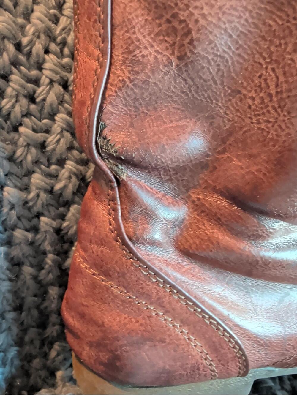 Mossimo Maroon Combat Boots With Zip - Picture 8 of 8